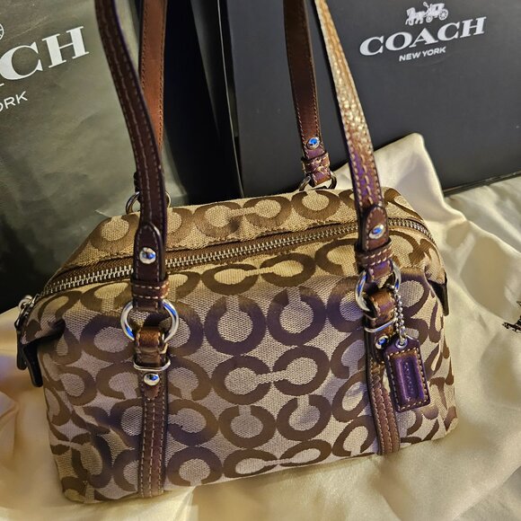 Pre-Owned Coach Julia Op Art Small Bag - Picture 1 of 6